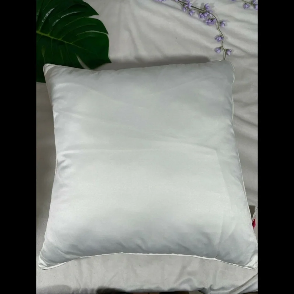 NWT Hotel Collection Alabastar Sequin 20